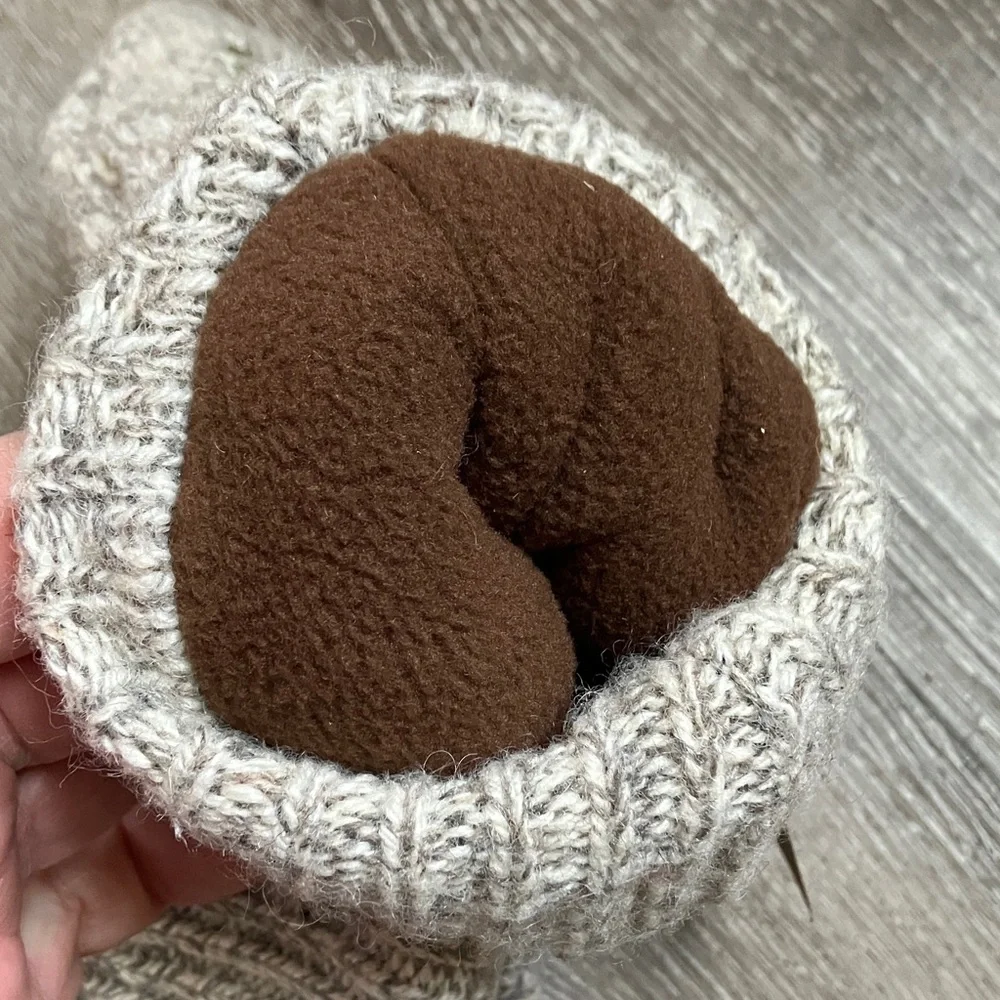 embroidered wool mittens